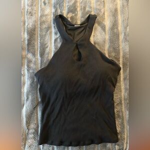 Alo black sports tank with built in bra size Xs fits like a small